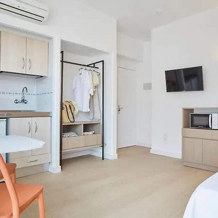Excelsior Estudios & Apartamento *