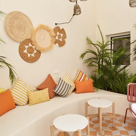 Excelsior Estudios & Apartamento *